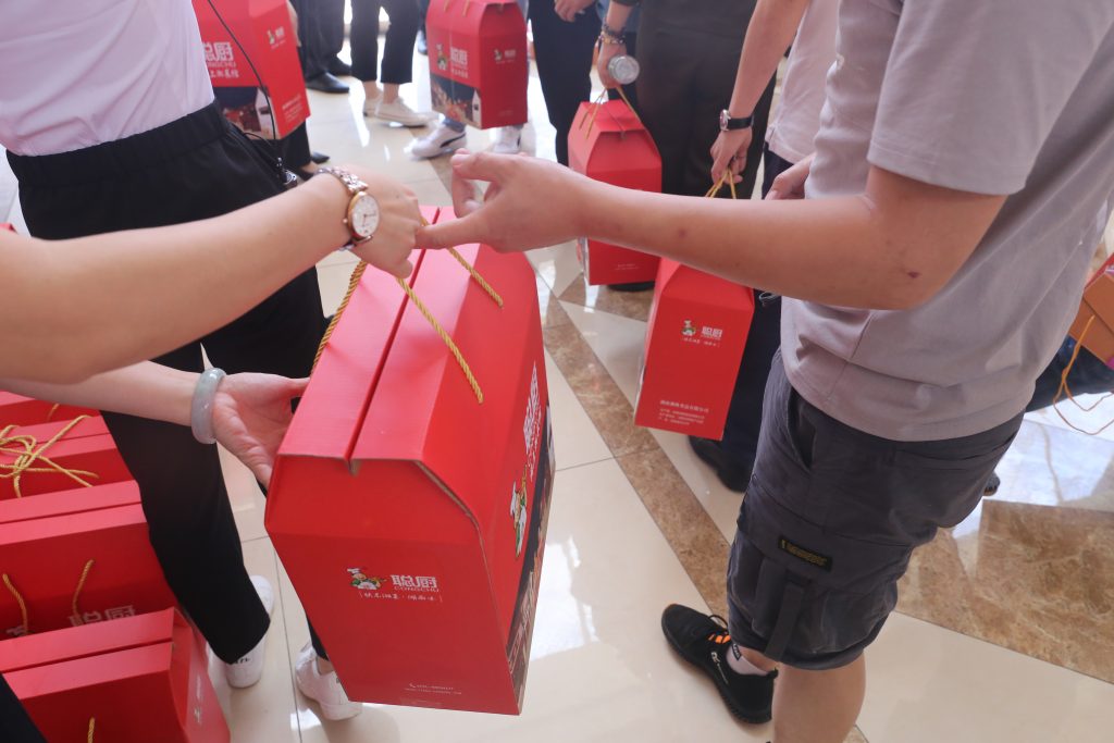 “走進聰廚”長沙知名餐飲企業交流會圓滿舉行! “走進聰廚”長沙知名餐飲企業交流會圓滿舉行!