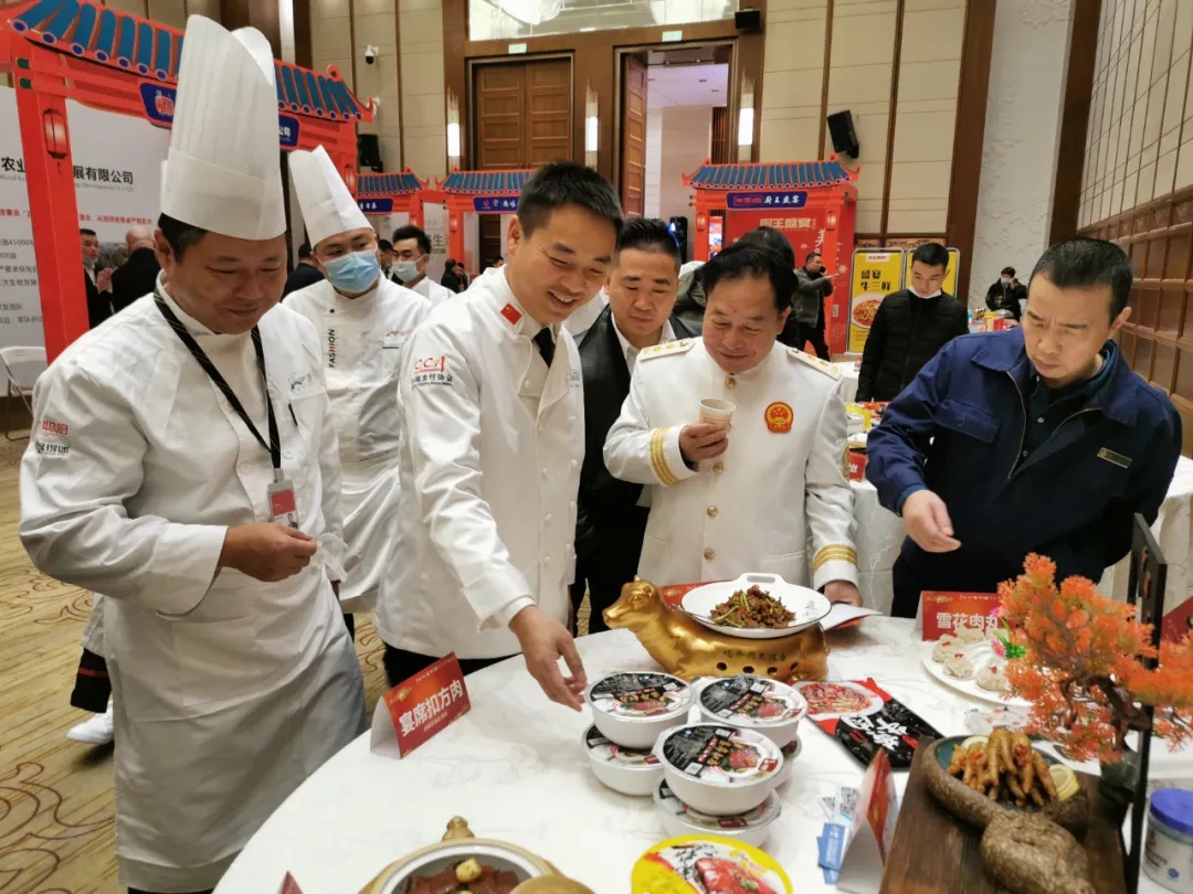 湘當(dāng)牛氣,湘菜界的奧斯卡“2020年湘菜盛典”聰廚載譽(yù)而歸! 湘當(dāng)牛氣,湘菜界的奧斯卡“2020年湘菜盛典”聰廚載譽(yù)而歸!