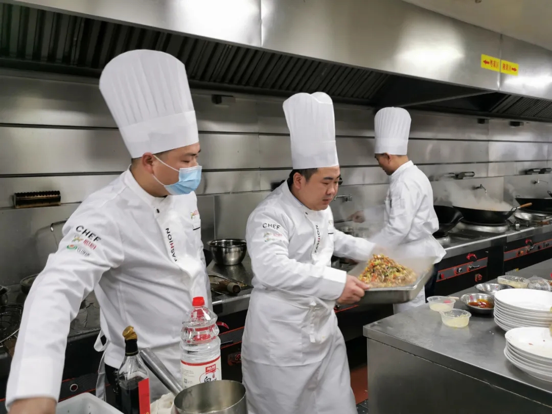 湘當(dāng)牛氣,湘菜界的奧斯卡“2020年湘菜盛典”聰廚載譽(yù)而歸! 湘當(dāng)牛氣,湘菜界的奧斯卡“2020年湘菜盛典”聰廚載譽(yù)而歸!